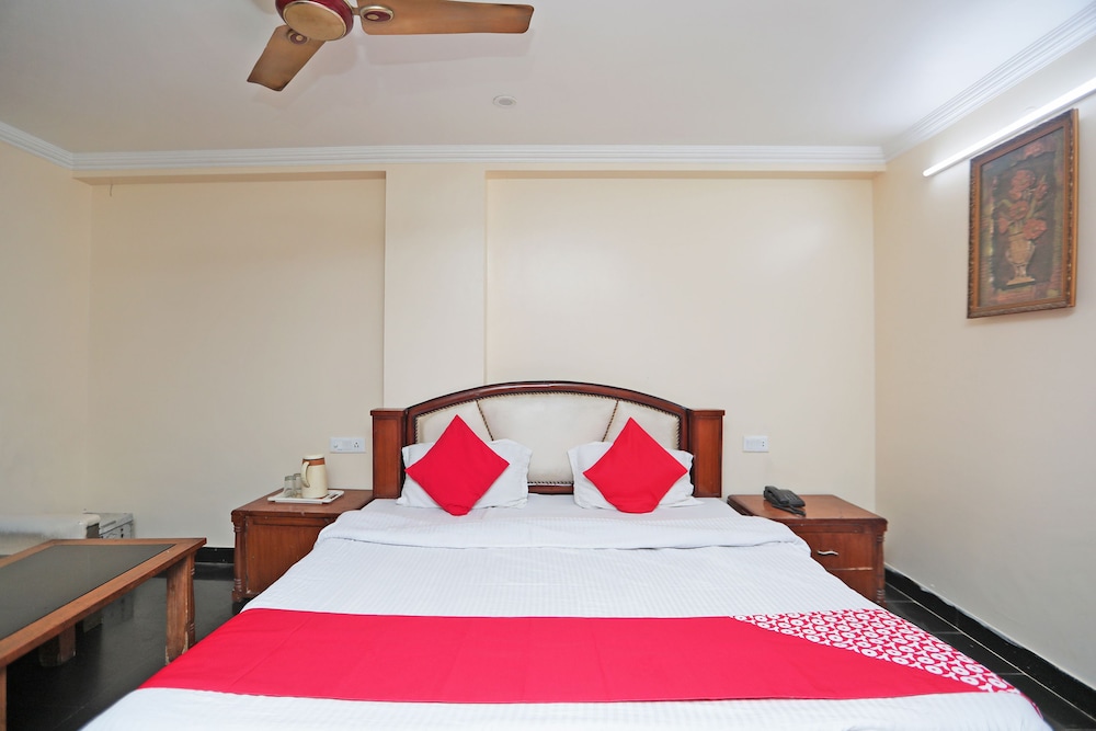 OYO 29807 Hotel The City Heart