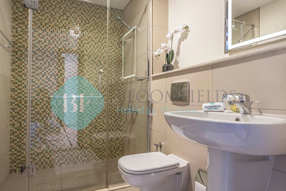 Bloomfields Iconic 2BR Wave Tower