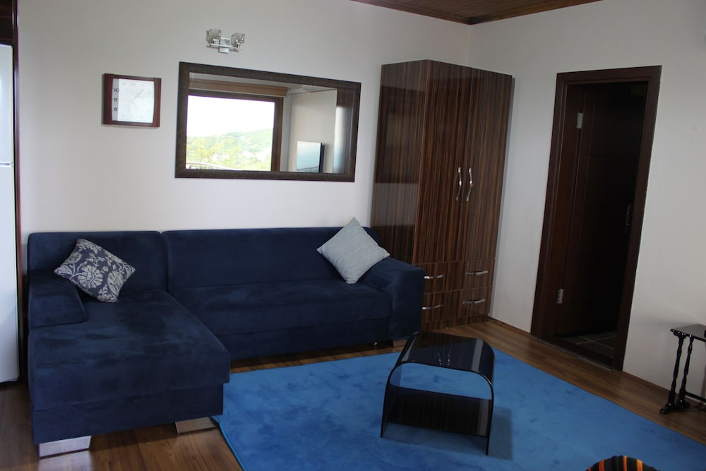 Blue & Green Villa Gursoy