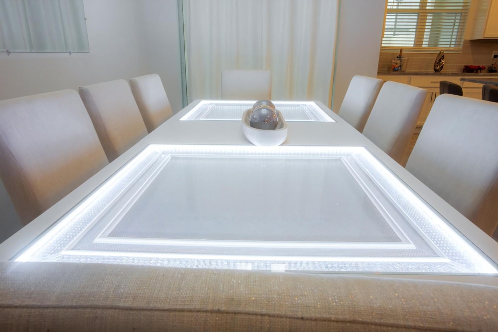 Magic Kingdom House- Brand Luxury Pool Home