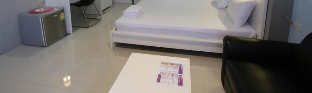Eazy Motel Bangna