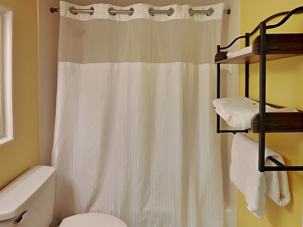 Continental Condominiums II by Resort Collection