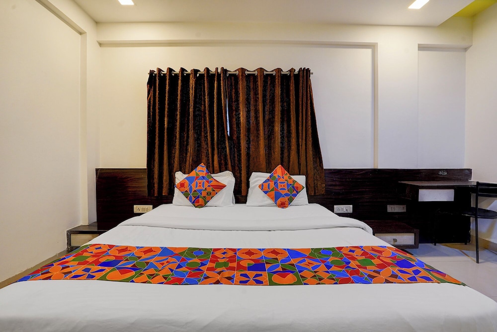 FabHotel Paradise Stay Inn