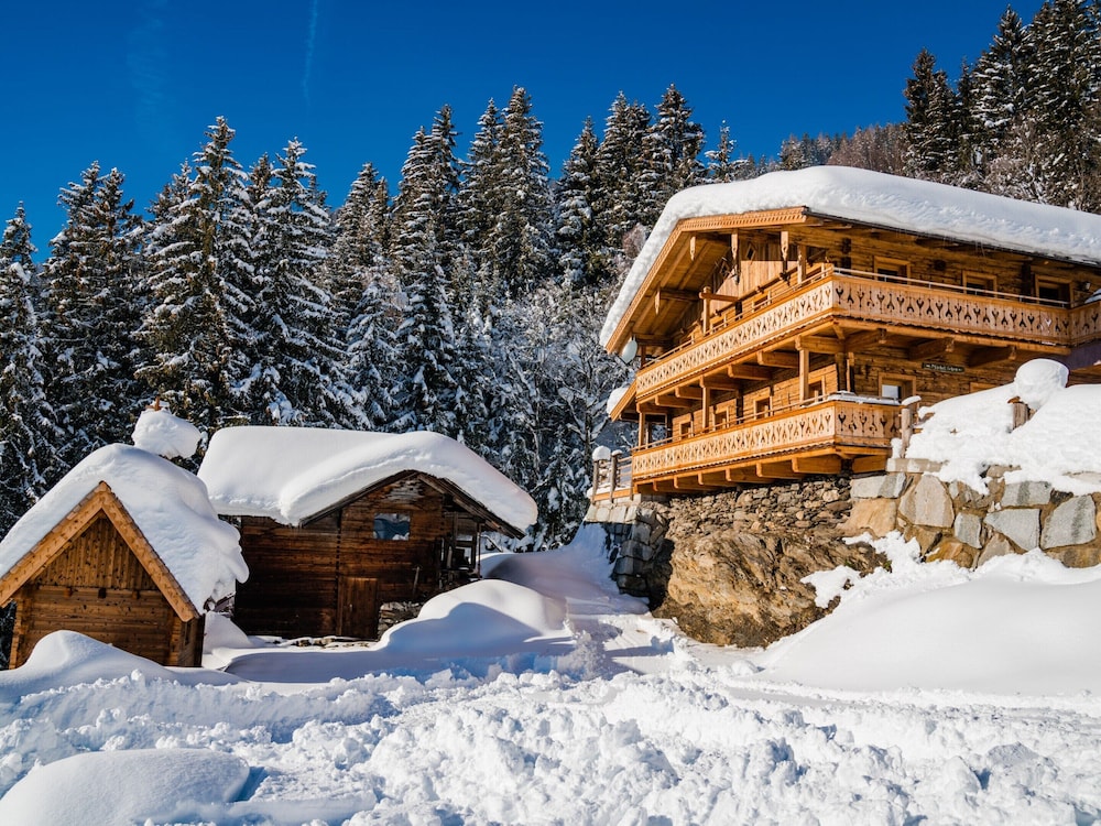 Chalet in Hollersbach Near Kitzbuhel Ski Lift