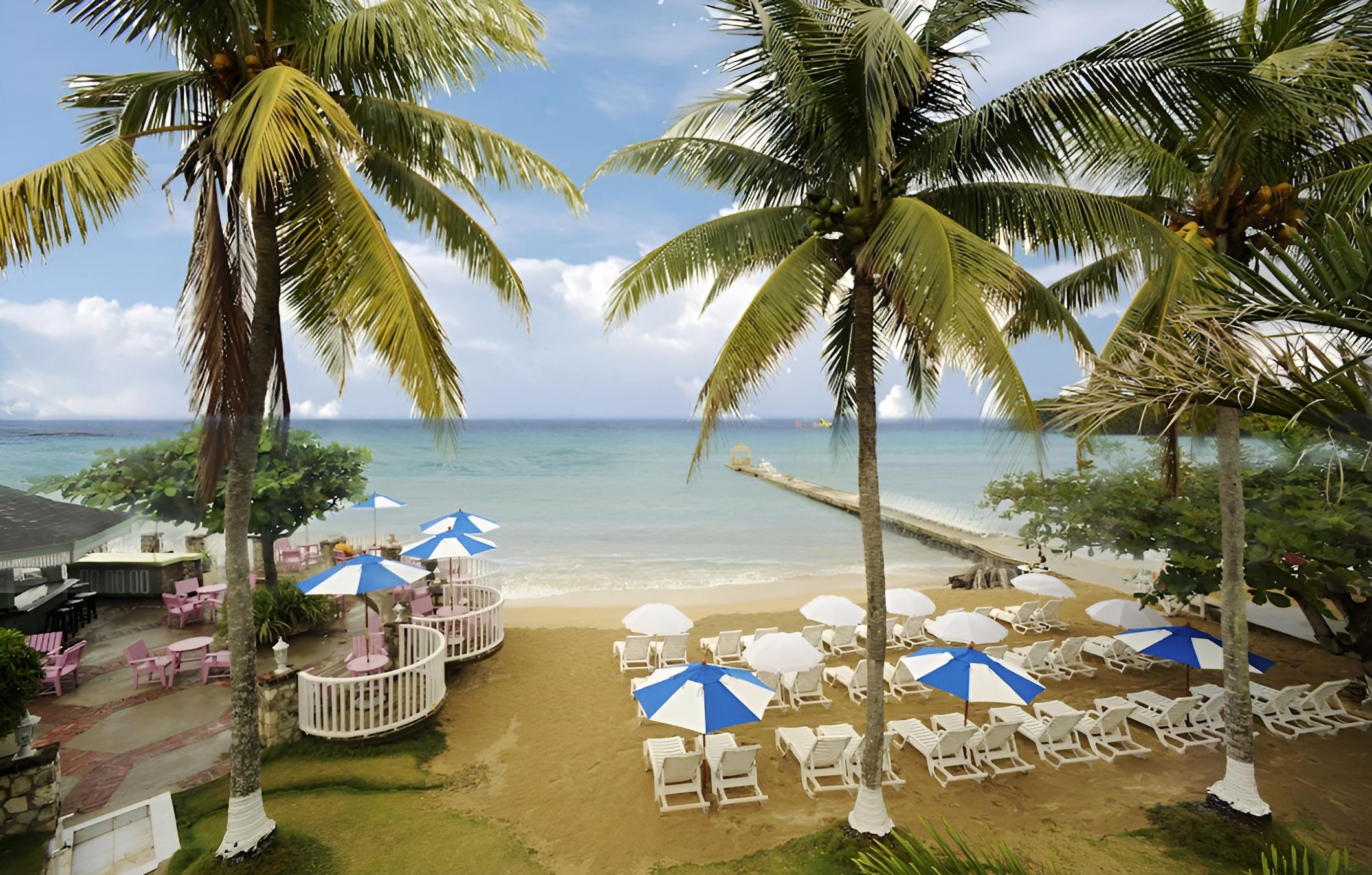 Shaw Park Beach Hotel & Spa