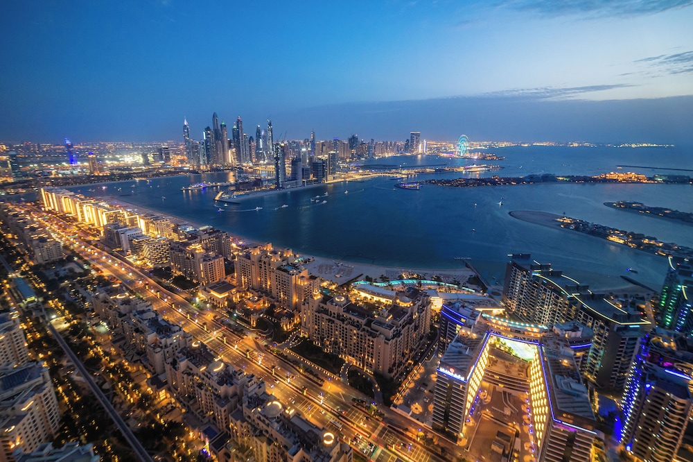 New Fairmont Residences by Propigo