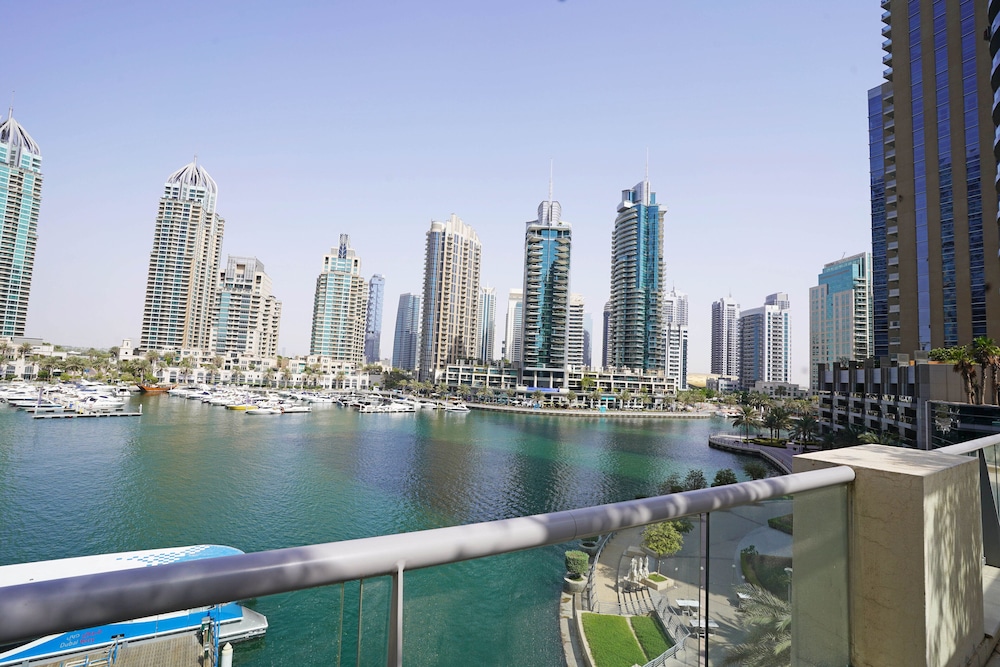 Tanin - Splendid Apartment With Marina Views and Pools