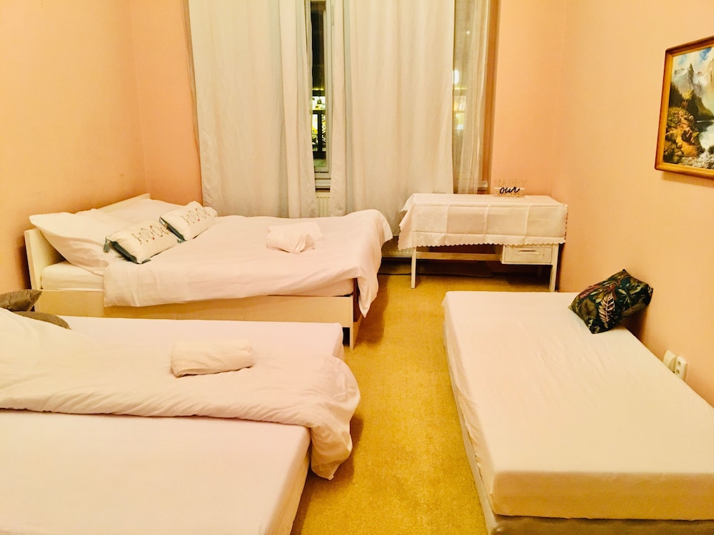 Prague Service Apartment - Central Square Location