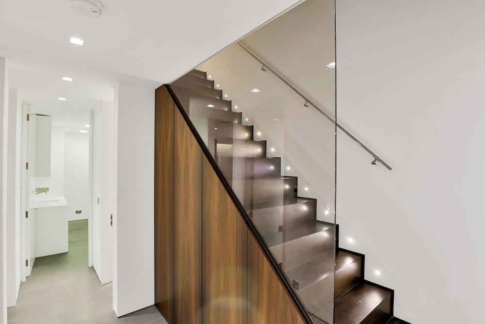 Paddington Luxury 3-bed Mews Private Cinema Gym