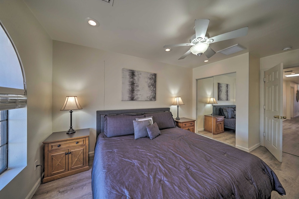 Putting Green & Pool Table: Lake Havasu City Gem!