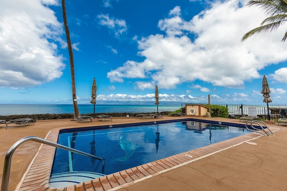 Hale Kai by Coldwell Banker Island Vacations
