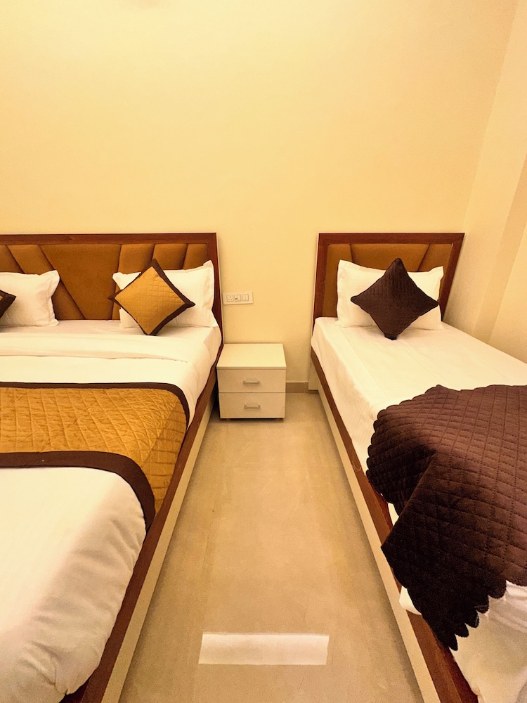 Hotel R.K Palace