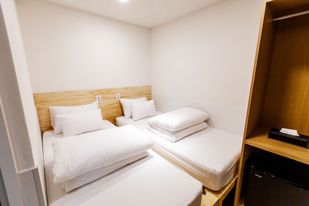 Step Inn Myeongdong 1 41
