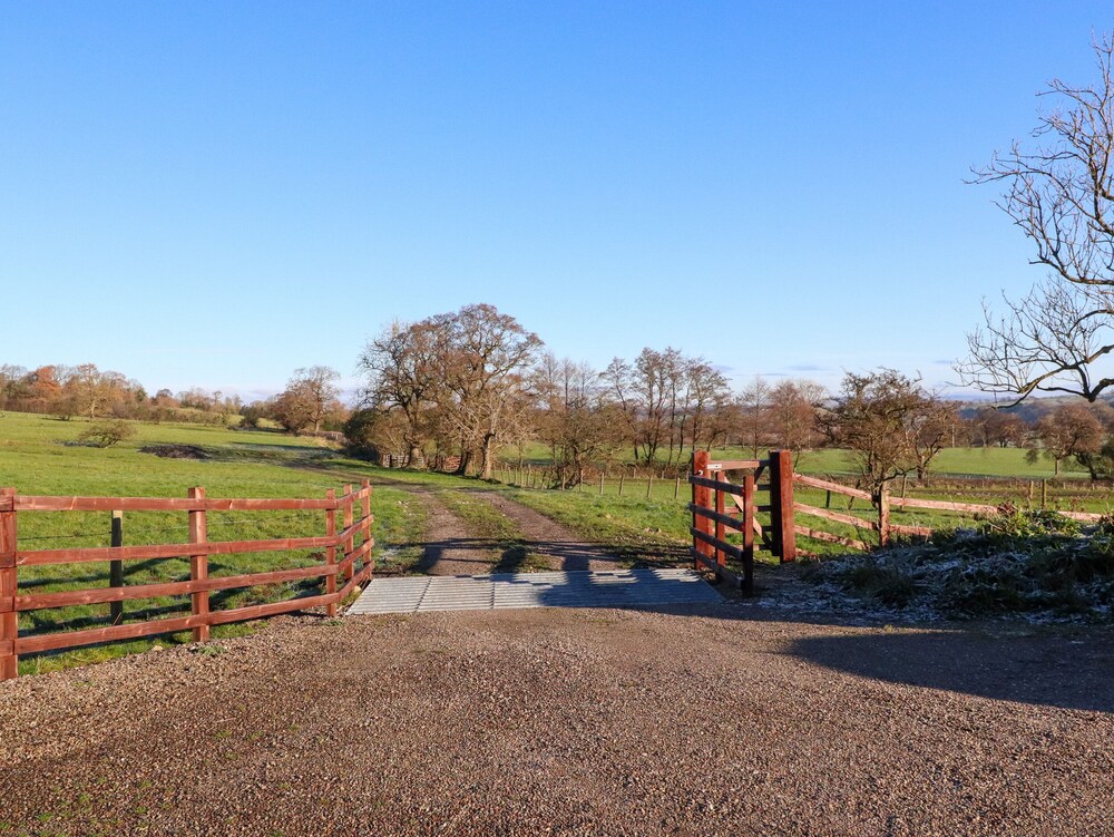 Hill Brook Barn