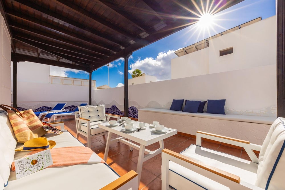 Villa Dulce in Tias With 4 Bedrooms and 2 Bathrooms