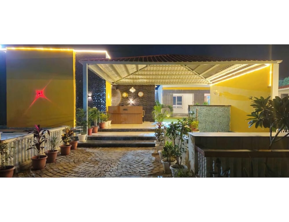 Hotel Kesar bagh