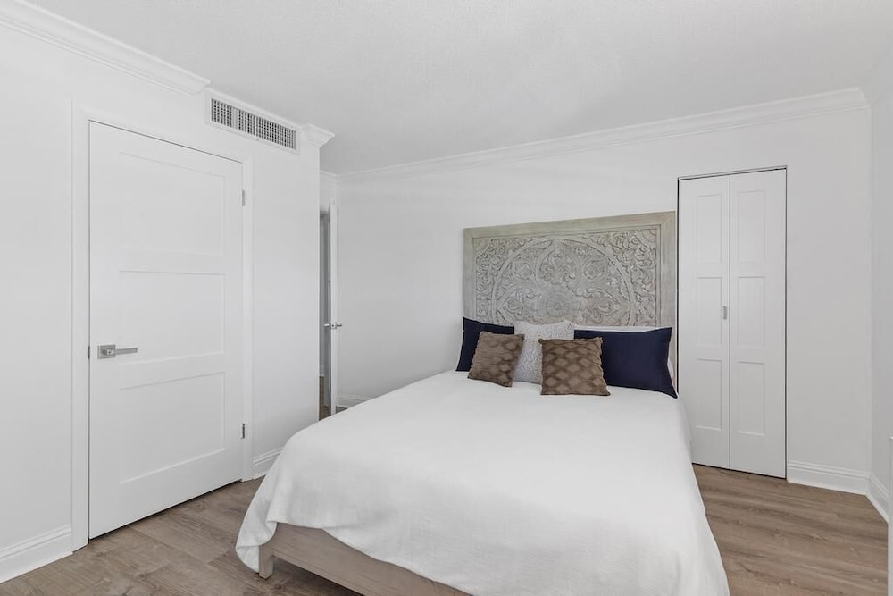 Surfside 219