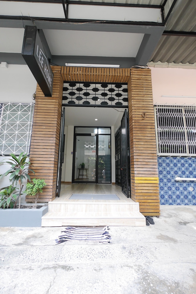 Lee Home Bangkok
