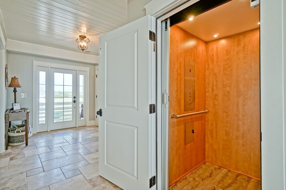 Cinnamon Sands 6 Bedroom Home by Redawning - Property Image 4