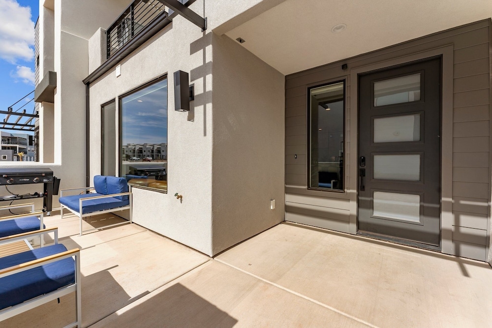 Starlight Sanctuary 4 Bedroom Townhouse