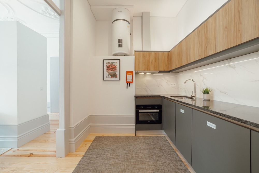 Heart OF Porto Apartment C by Vacationy