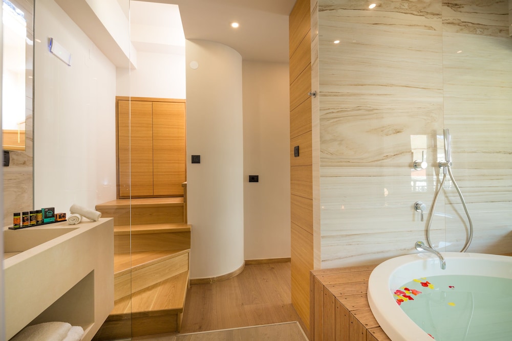 Querini Luxury Suites