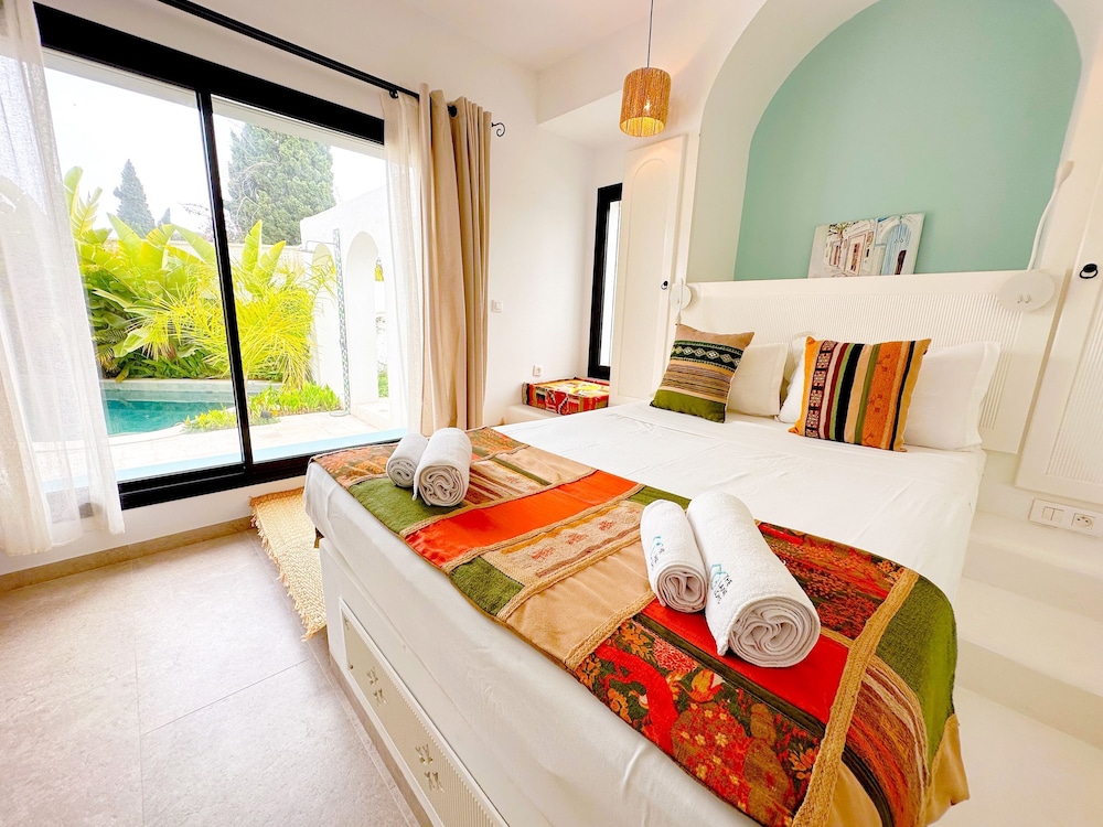 Villa Azur Piscine Bord de mer a Hammamet