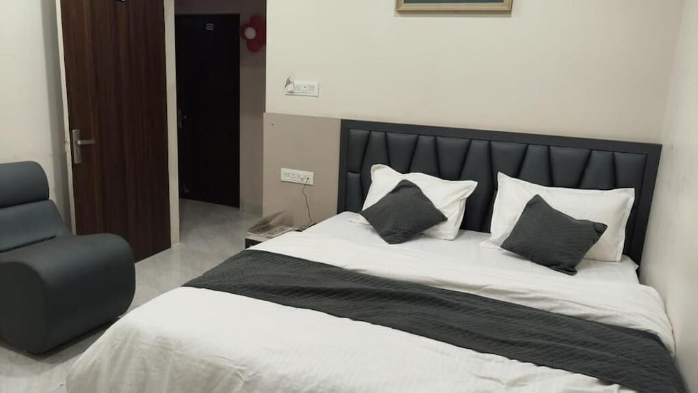 HOTEL SHIVANSH