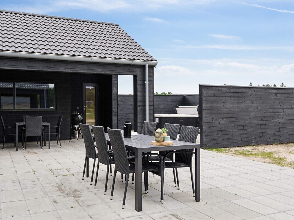 5 Star Holiday Home in Norre Nebel