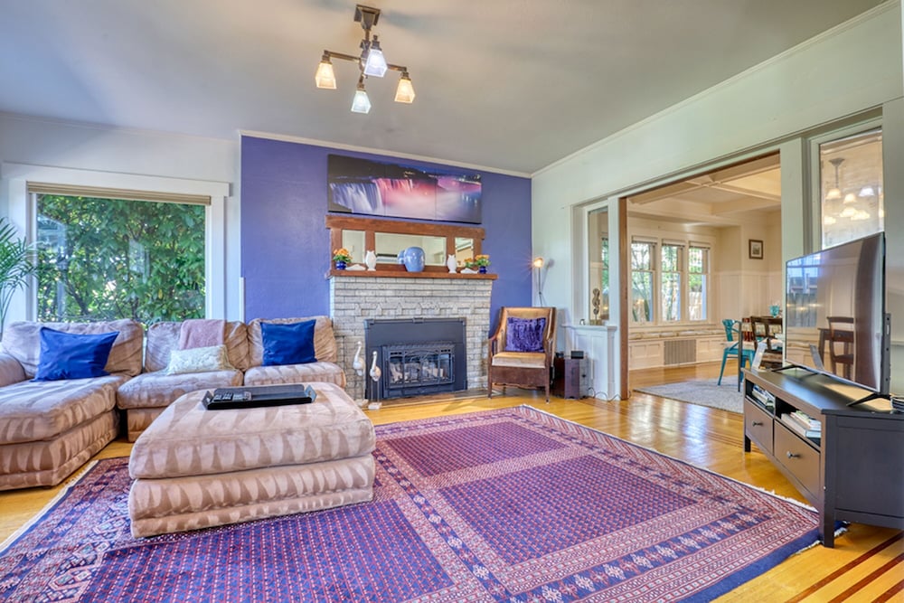 Walker’s Delight on Queen Anne