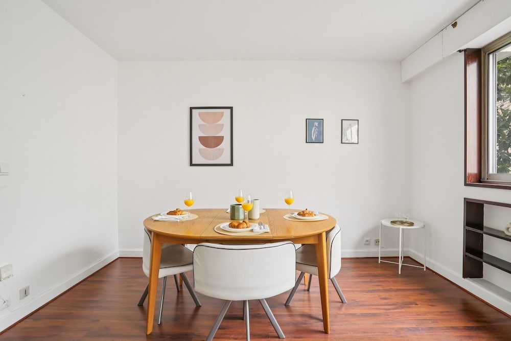 Chic 1BR Steps from Opéra Garnier