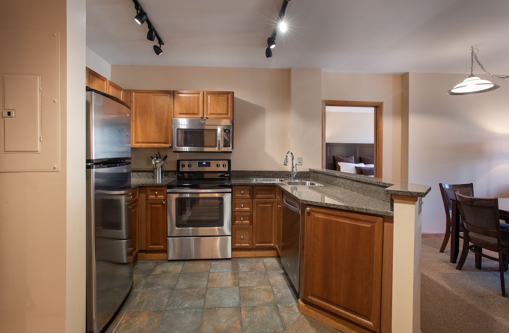 Winter Park Resort Lodging - Zephyr Mountain Condos