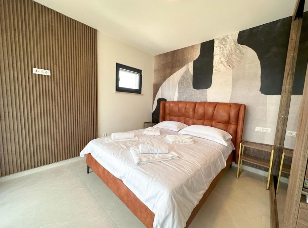 Leonarda Waterfront Residences