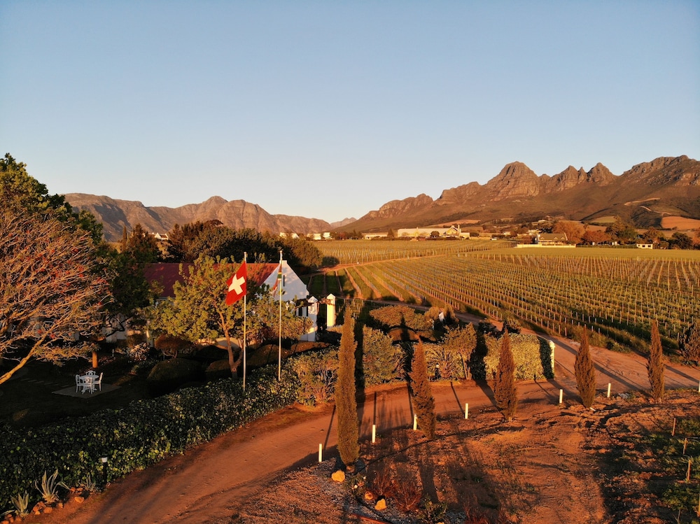 Eikendal Lodge