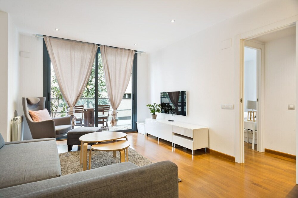 Les Corts Apartments By Olala Homes