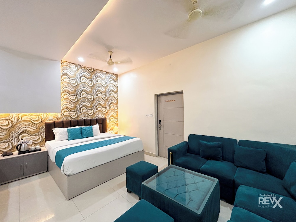 Hotel Diamond Palace