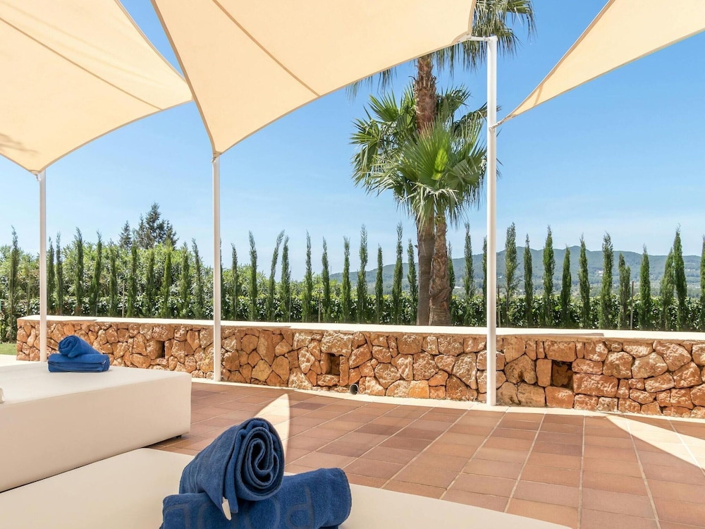 Holiday Home in Stunning Ibizan Landscape