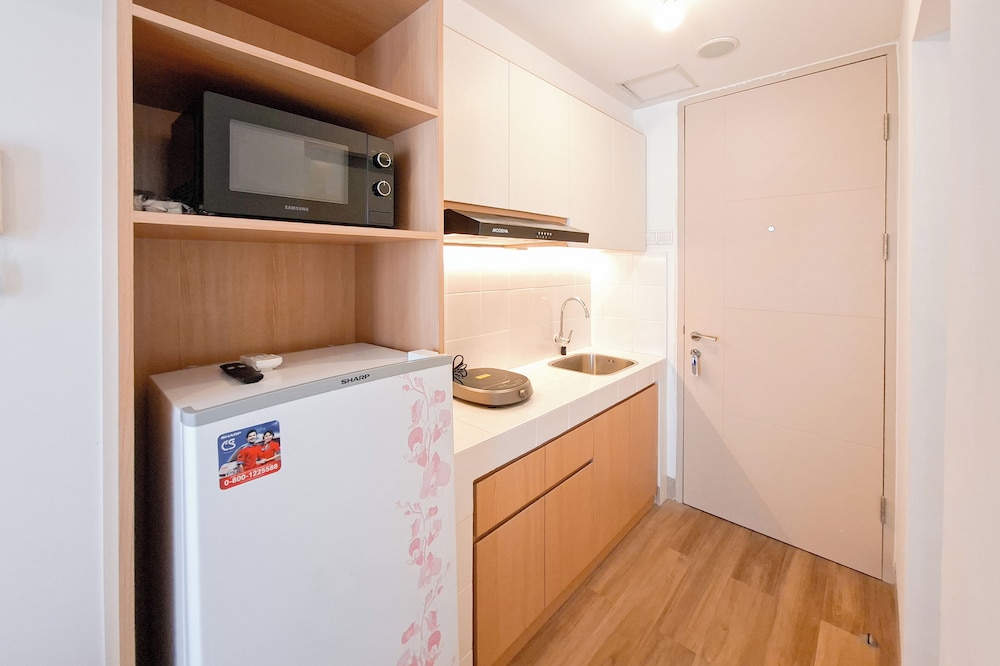 Good Deal Studio At Tokyo Riverside Pik 2 Apartment