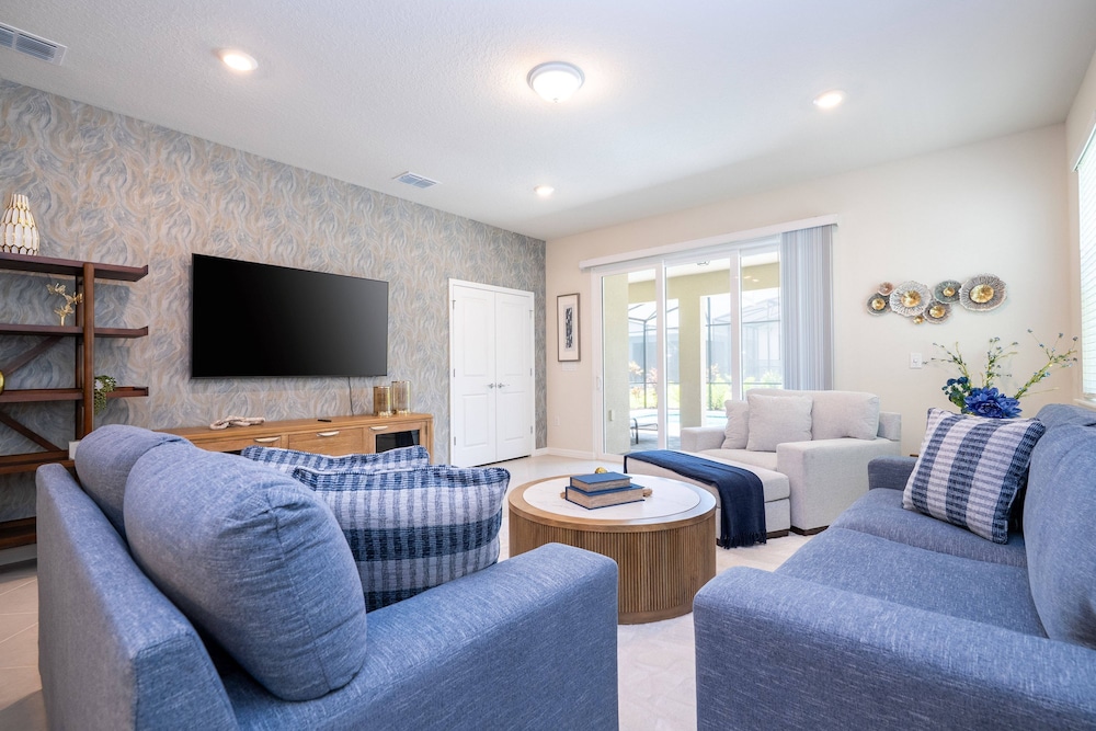 Windsor Cay 7BR Water Park Free