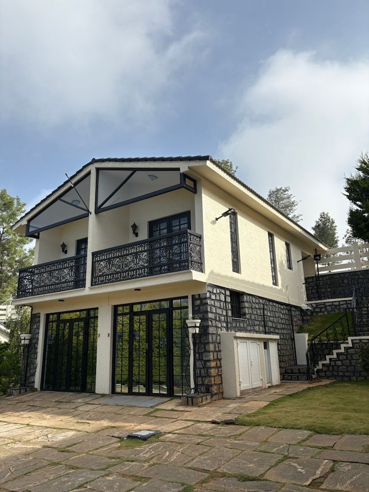 Lynton Resorts