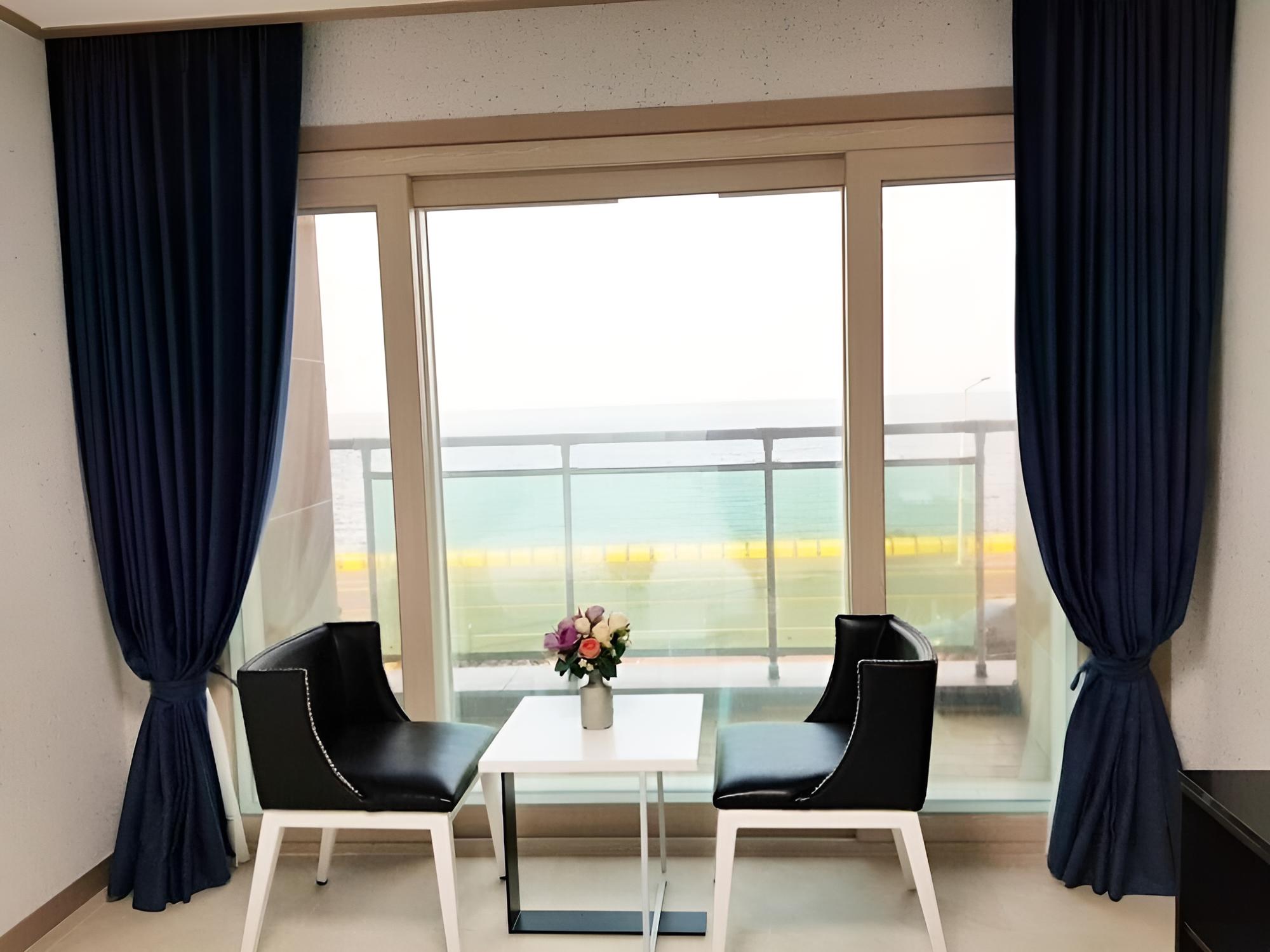 Jeju The Four Hills Hotel
