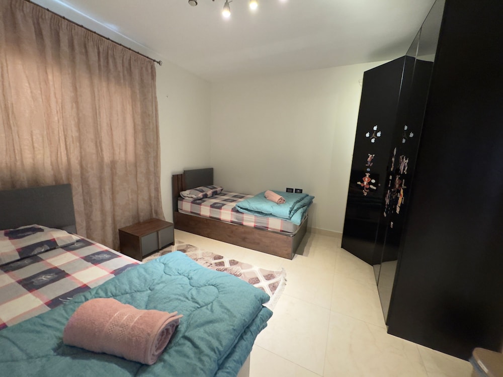 CK 1108 Spacious 2BR Apt 2BA Near Airport