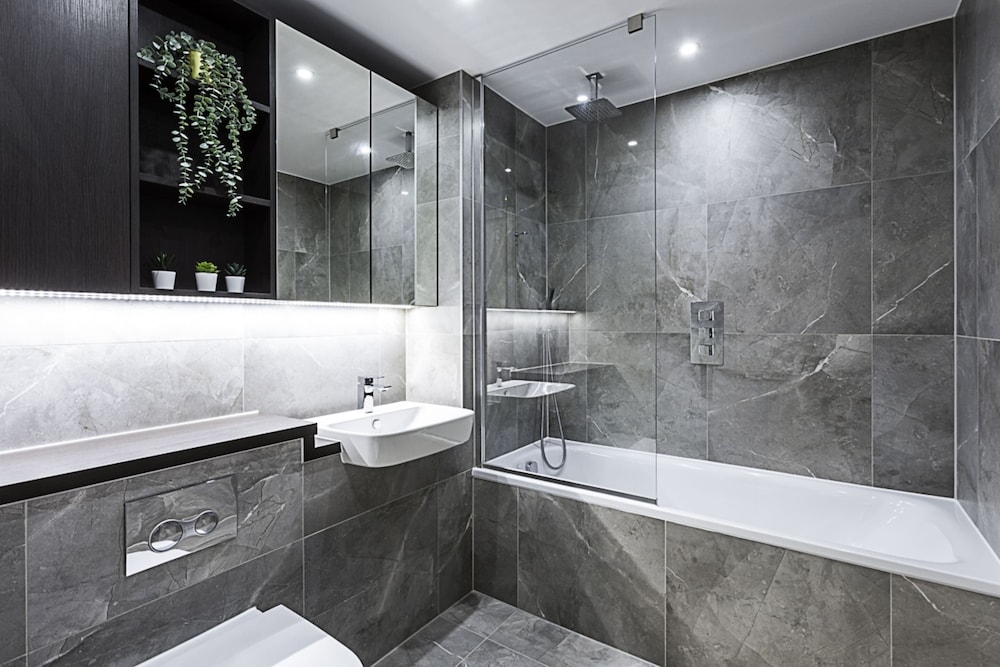 Icon Tower Flat IV