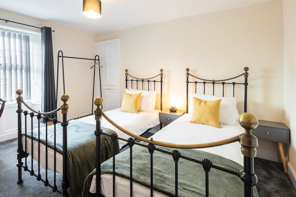 Host Stay Moorland Cottage view 2