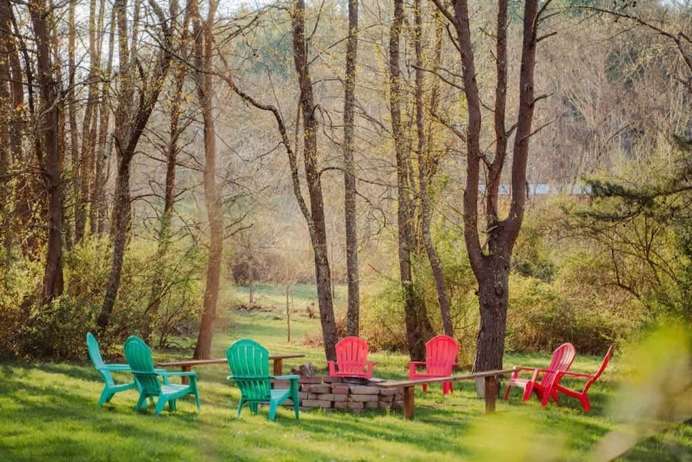 Cozy Cabin With Hot Tub - Near all in Hocking Hills