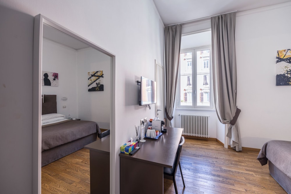 Rome Armony Suites photo 4