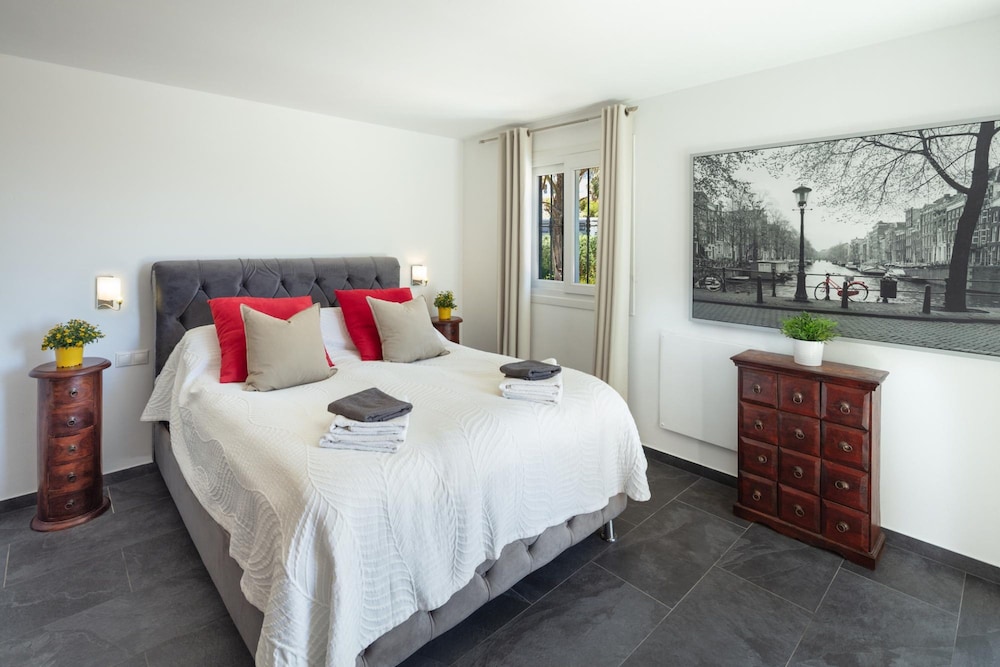 Family Villa Mijas-costa Close to the Beach