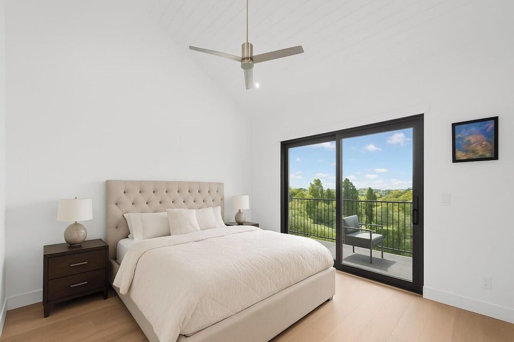 Oak Haven Sanctuary - Grand Estate With Pool, Guest House & Scenic Views