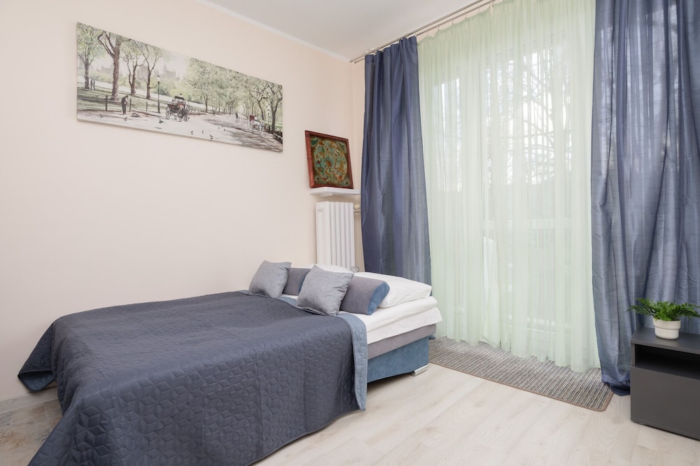 Gagarina Studio With Balcony by Renters view 3