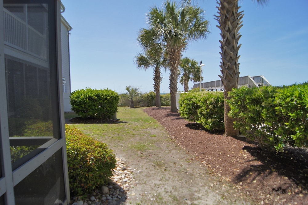 Sea Cloisters 101d 3 Bedroom Condo by RedAwning